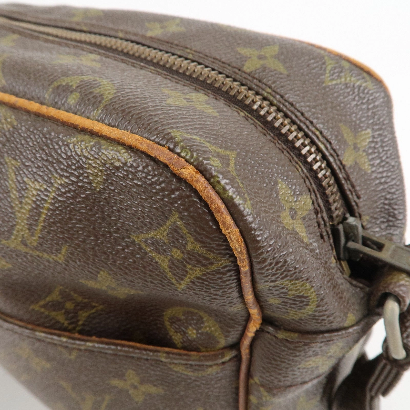 Louis Vuitton Monogram Nile Shoulder Bag Crossbody Bag M45244