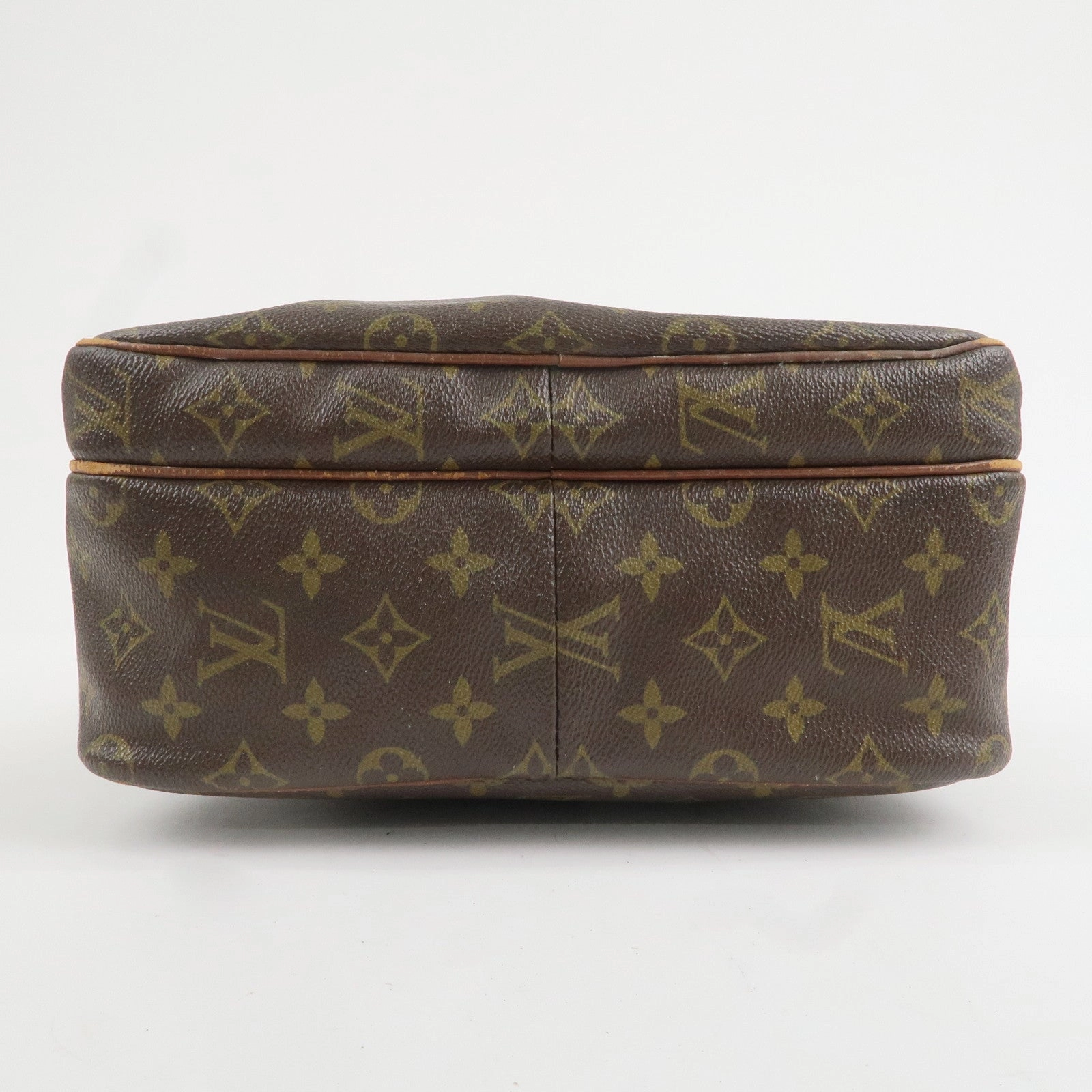 Louis Vuitton Monogram Nile Shoulder Bag Crossbody Bag M45244