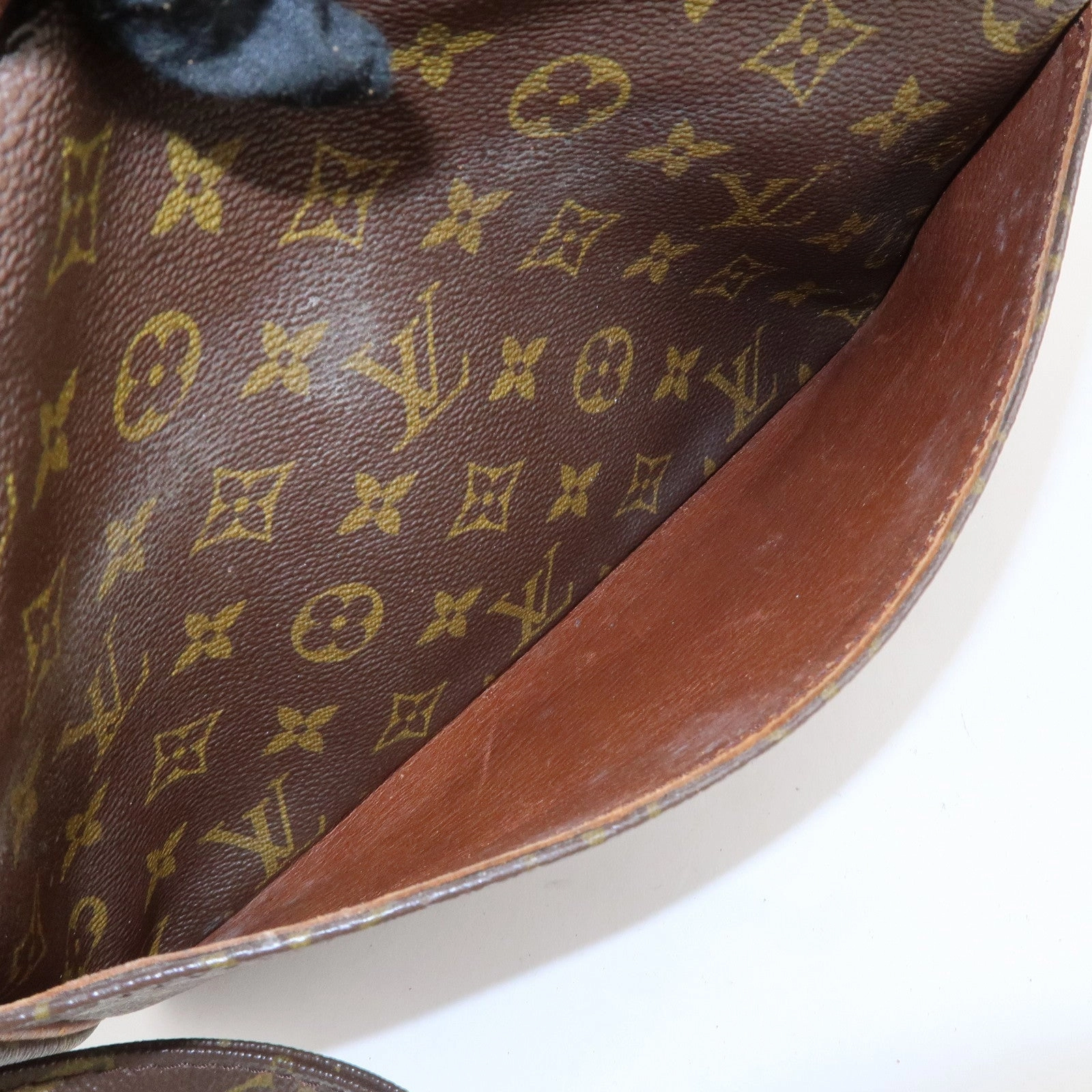 Louis Vuitton Monogram Nile Shoulder Bag Crossbody Bag M45244