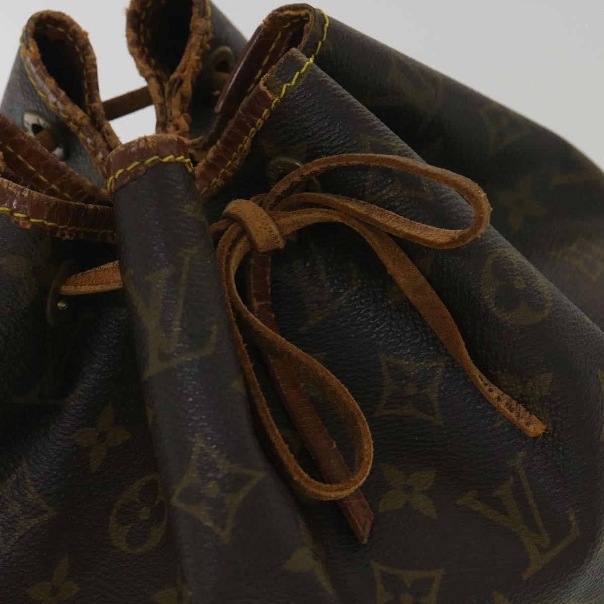 LOUIS VUITTON Monogram Petit Noe Shoulder Bag M42226 LV 38442