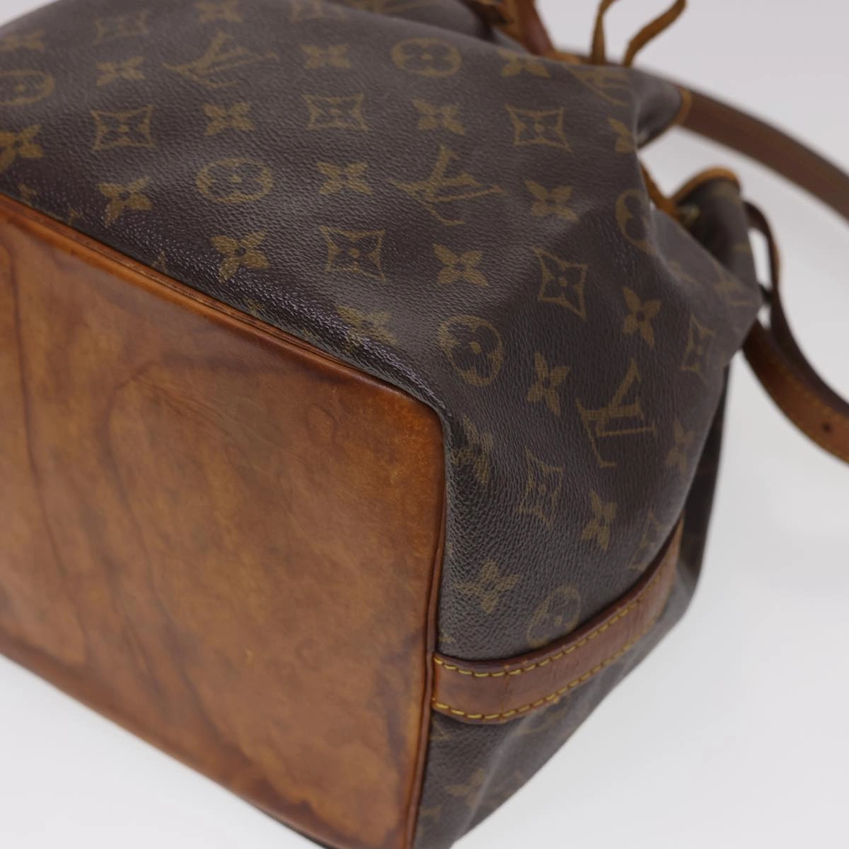 LOUIS VUITTON Monogram Petit Noe Shoulder Bag M42226 LV 39980