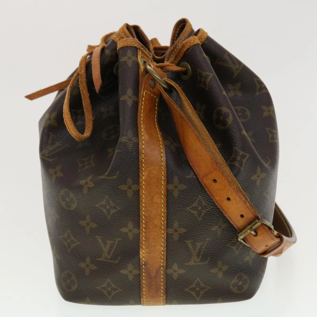 LOUIS VUITTON Monogram Petit Noe Shoulder Bag M42226 LV rd4804
