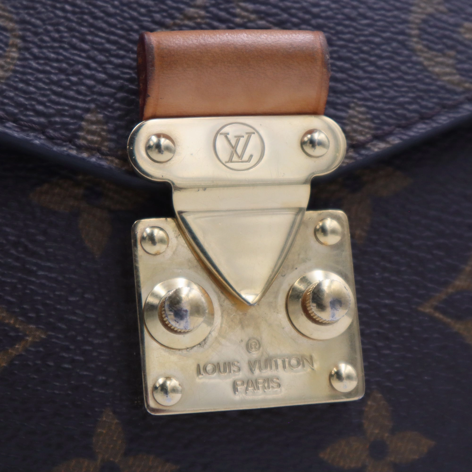 Louis Vuitton Monogram Pochette Metis Shoulder Bag DU0126