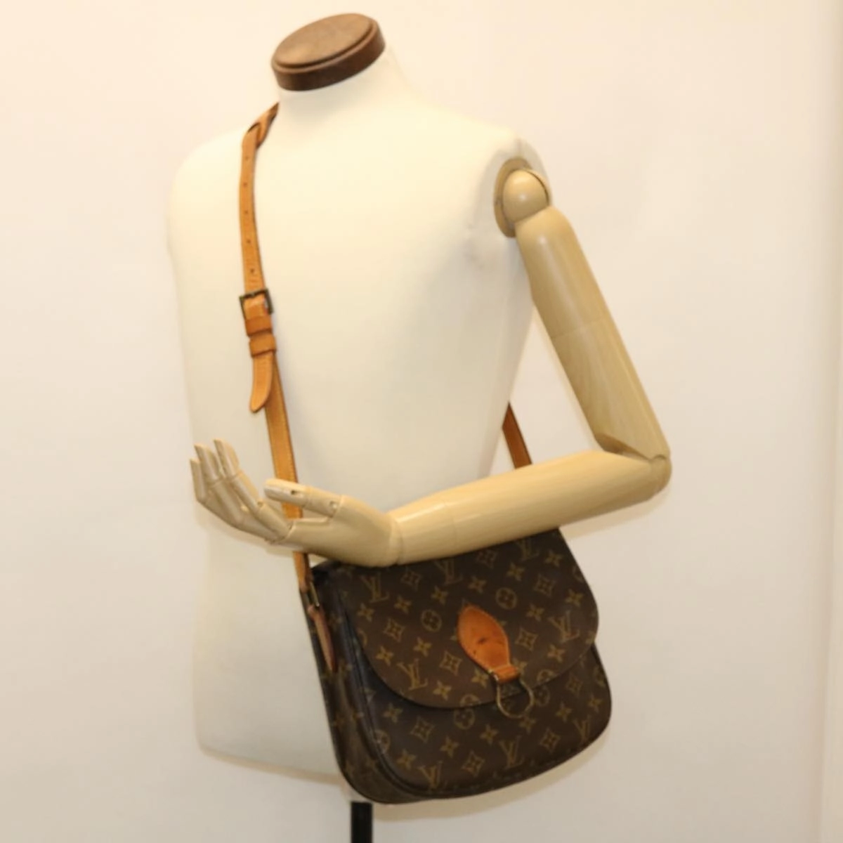 LOUIS VUITTON Monogram Saint Cloud GM Shoulder Bag M51242 LV 37590
