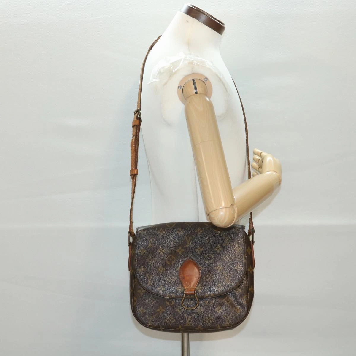 LOUIS VUITTON Monogram Saint Cloud GM Shoulder Bag M51242 LV 39126