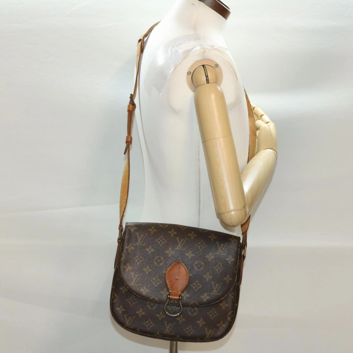 LOUIS VUITTON Monogram Saint Cloud GM Shoulder Bag M51242 LV 41087