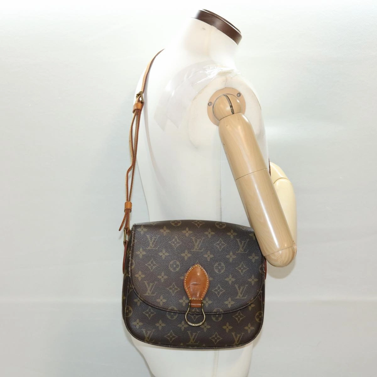 LOUIS VUITTON Monogram Saint Cloud GM Shoulder Bag M51242 LV yk6475