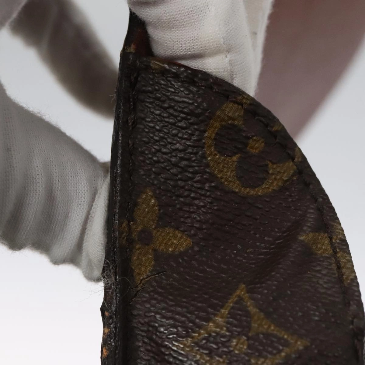 LOUIS VUITTON Monogram Saint Cloud MM Shoulder Bag M51243 LV 107094