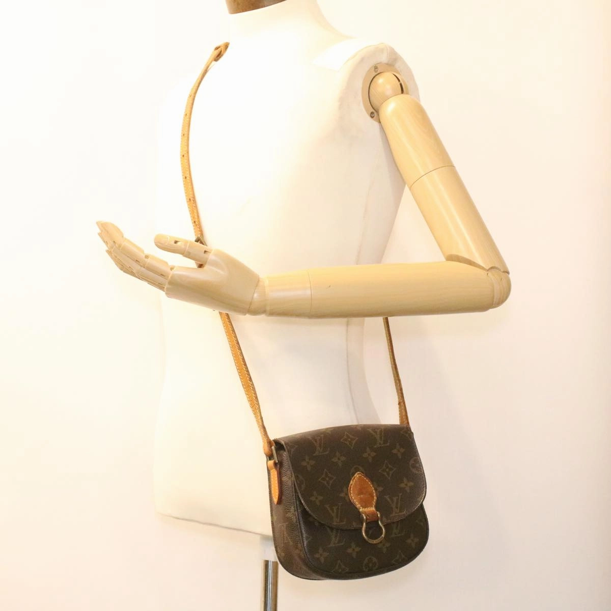 LOUIS VUITTON Monogram Saint Cloud PM Shoulder Bag M51244 LV rd4322