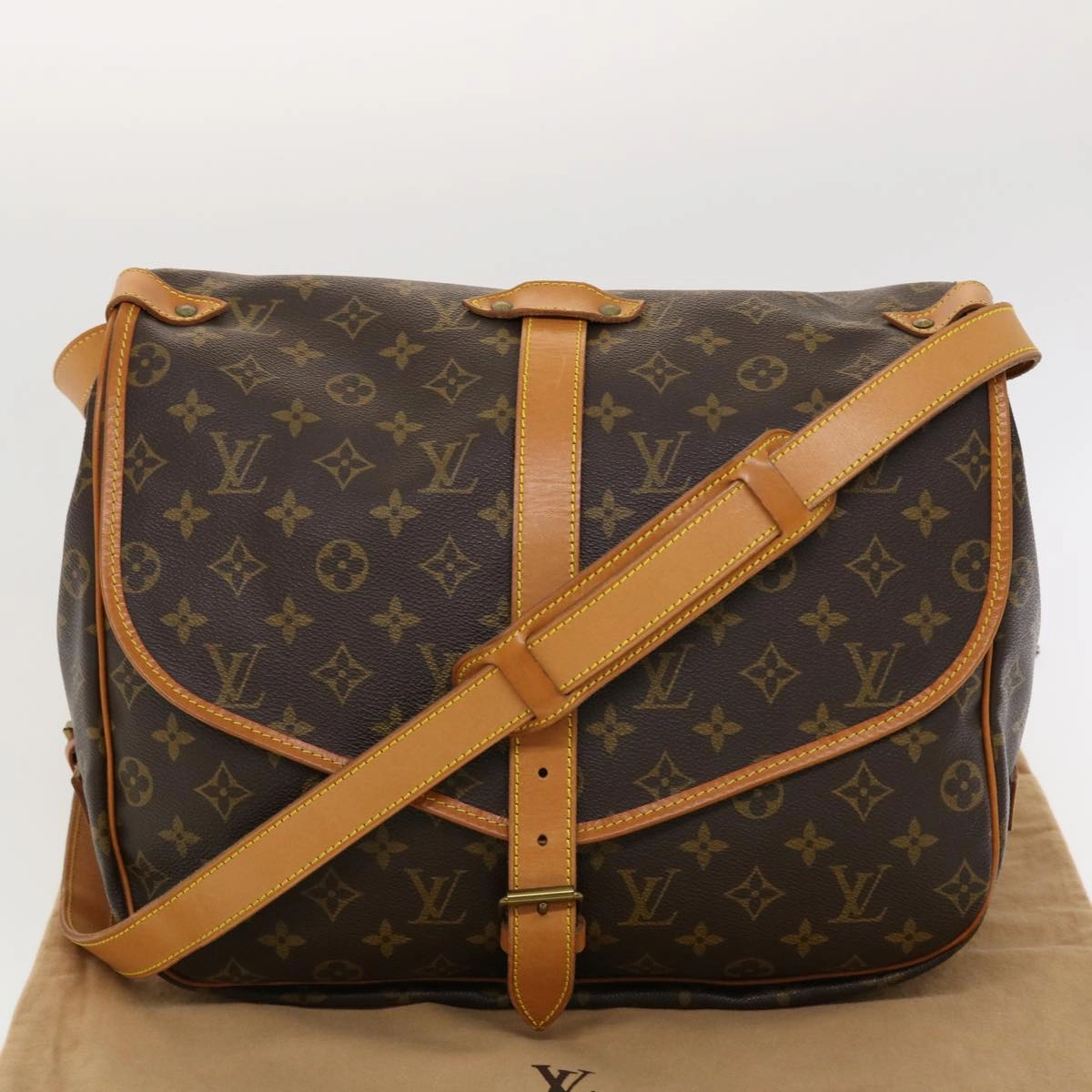LOUIS VUITTON Monogram Saumur 35 Shoulder Bag M42254 LV 41101