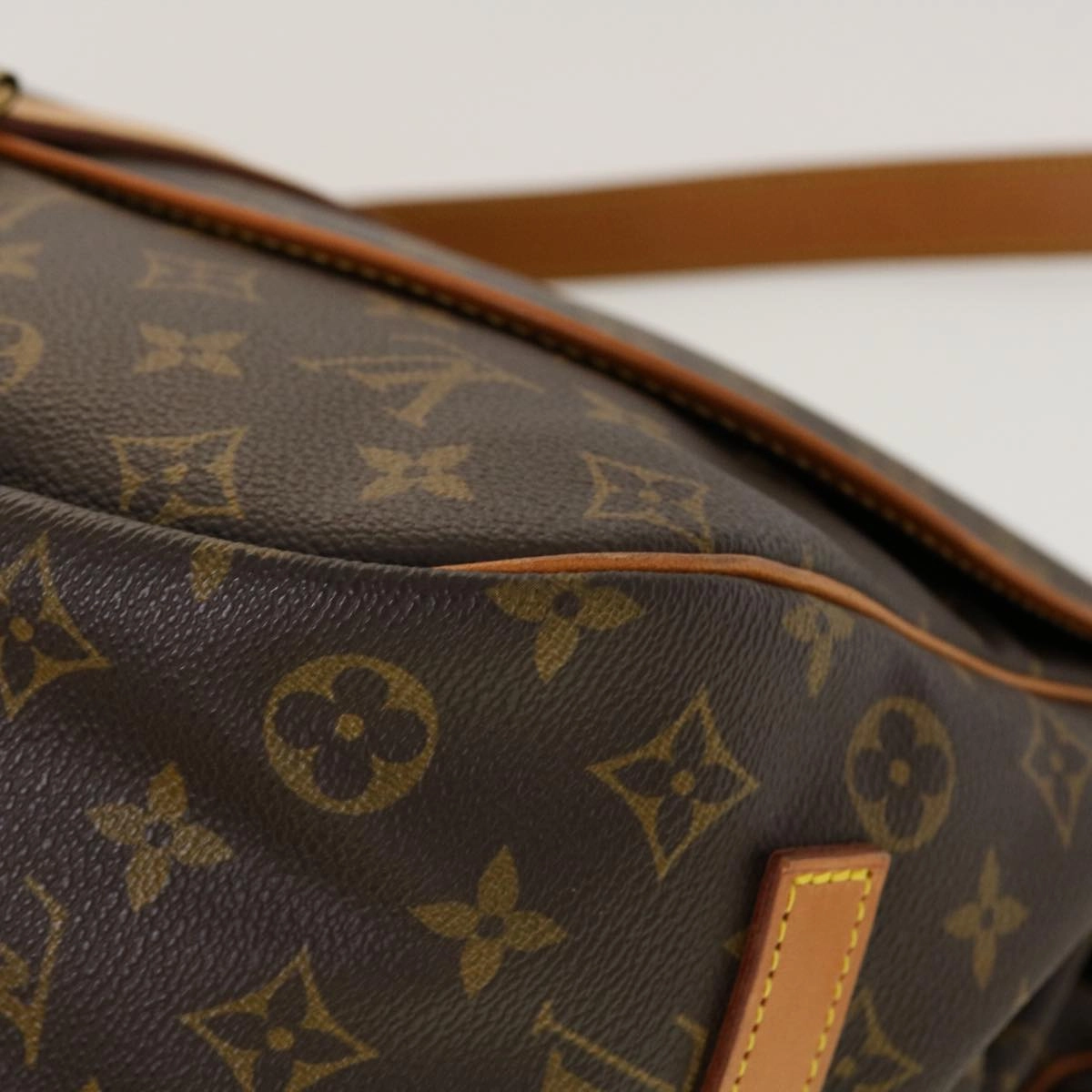 LOUIS VUITTON Monogram Saumur 35 Shoulder Bag M42254 LV 41101