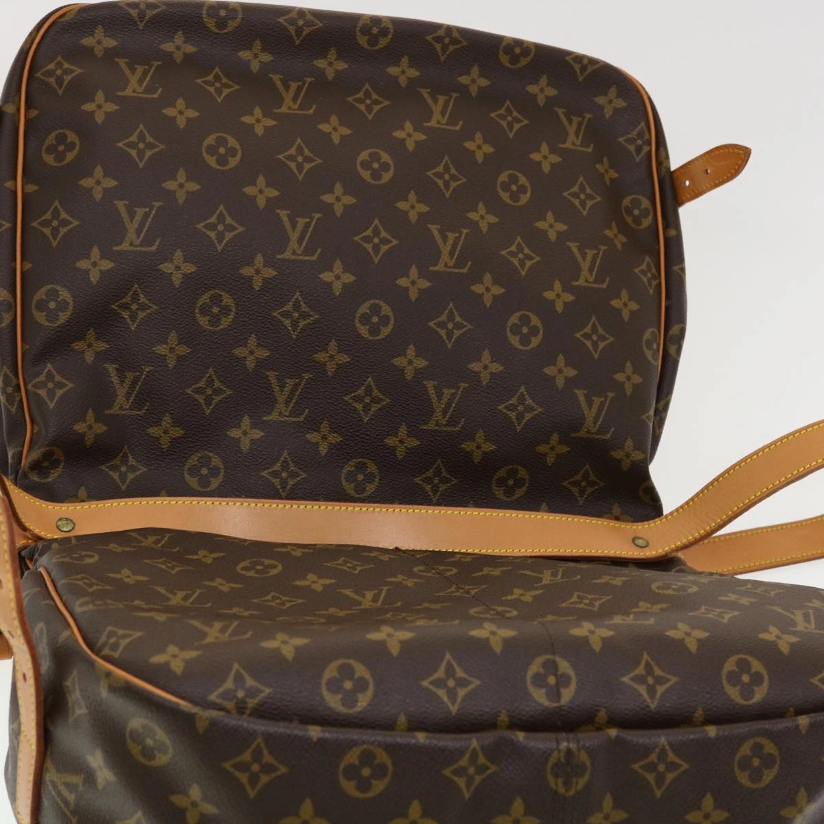 LOUIS VUITTON Monogram Saumur 35 Shoulder Bag M42254 LV 41101