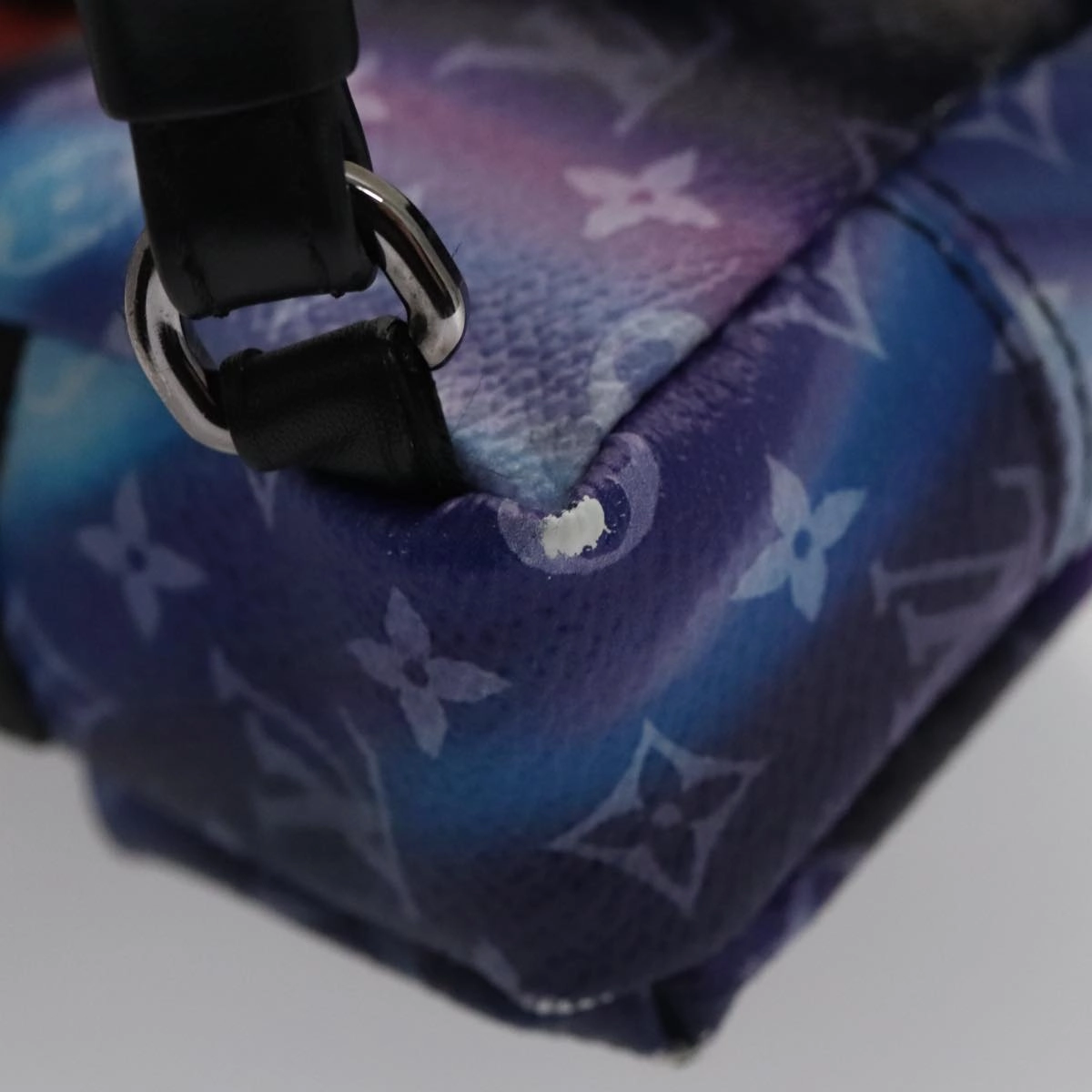 LOUIS VUITTON Monogram Sunset Porte Cles Backpack Key Holder M00482 103970
