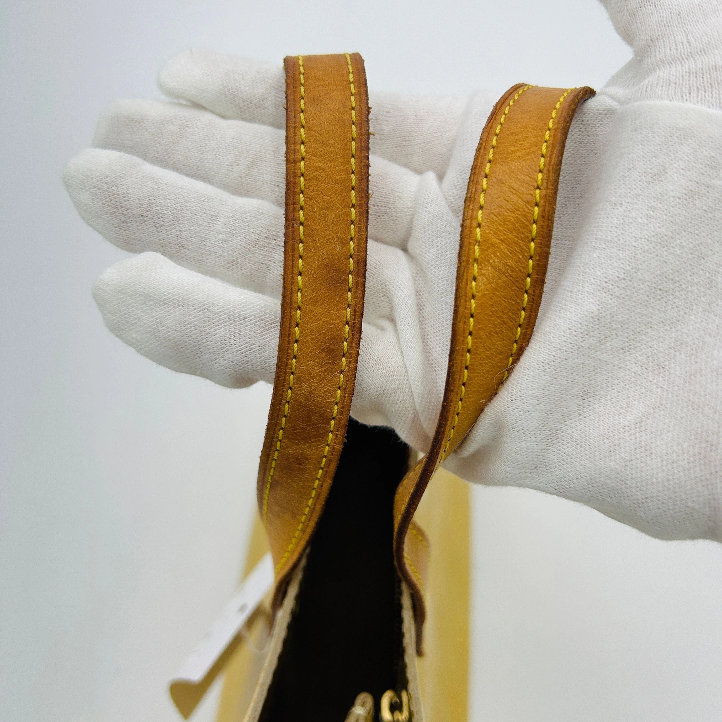 Louis Vuitton Monogram Vernis Colombus Vintage - Yellow Totes, Handbags  B12233TTN4