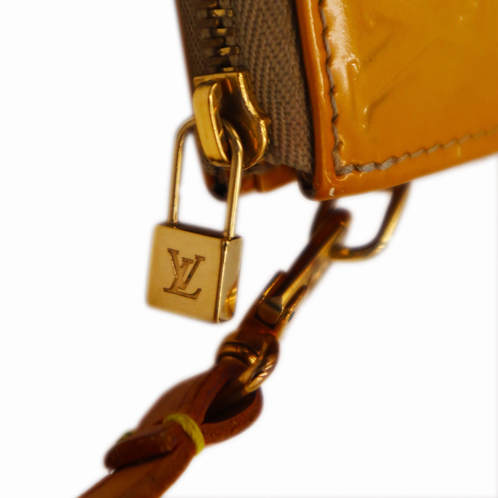 Louis Vuitton Monogram Vernis Lexington Pochette Shoulder Bag