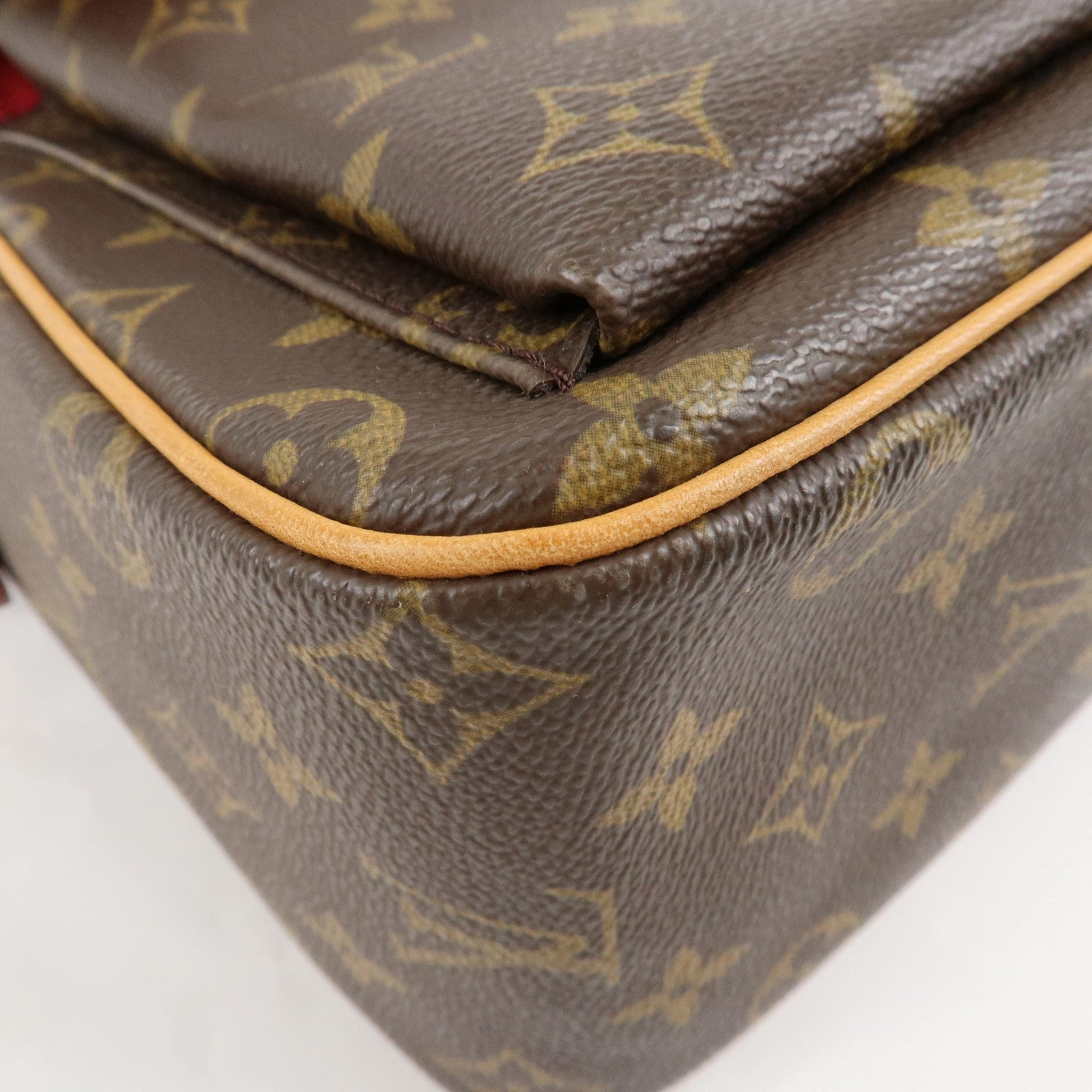 Louis Vuitton Monogram Viva Cite GM Shoulder Bag M51163