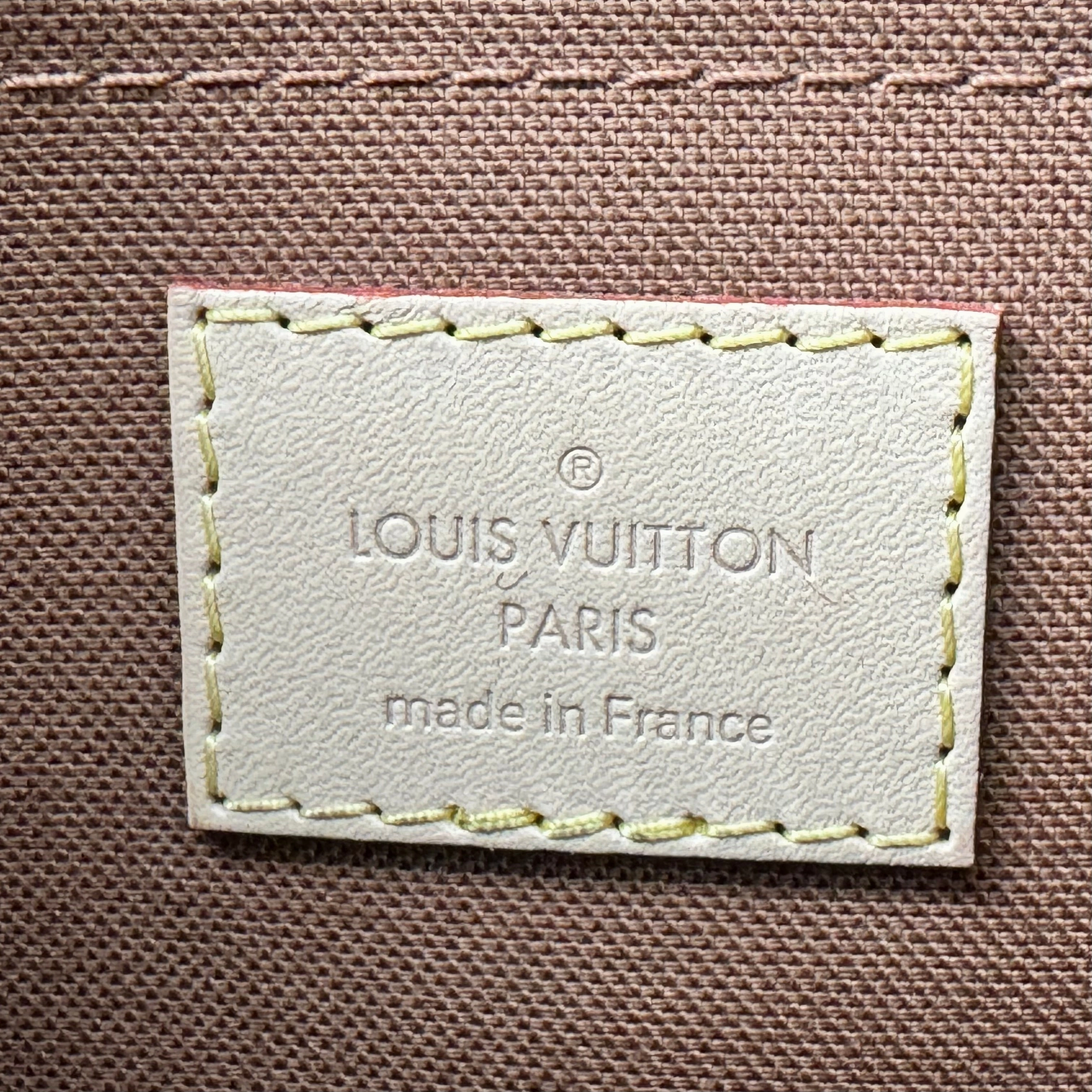 Louis Vuitton Multi Pochette Accessoires Monogram Rose Clair Crossbody Bag