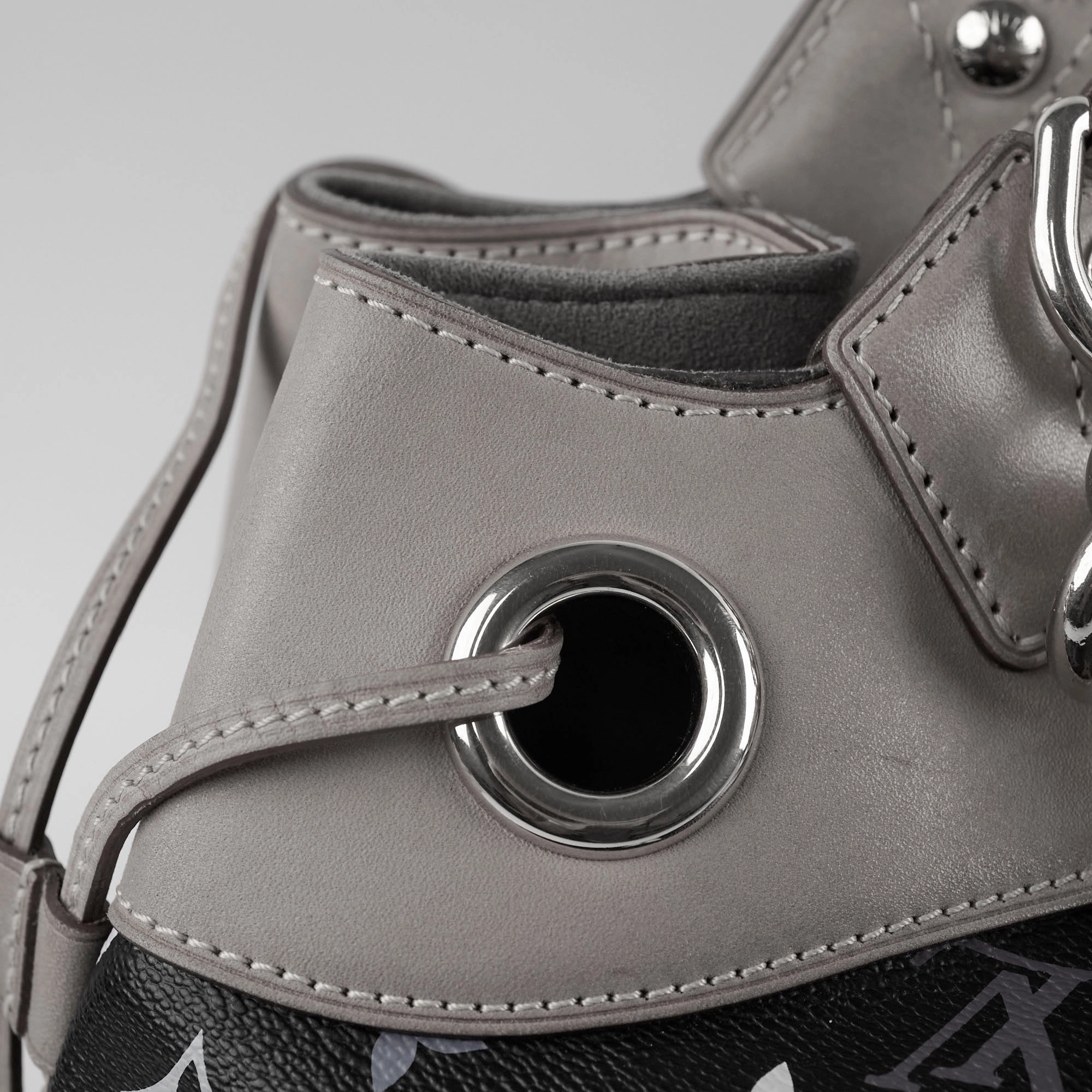 Louis Vuitton Multicolor Shoulder Bag Black