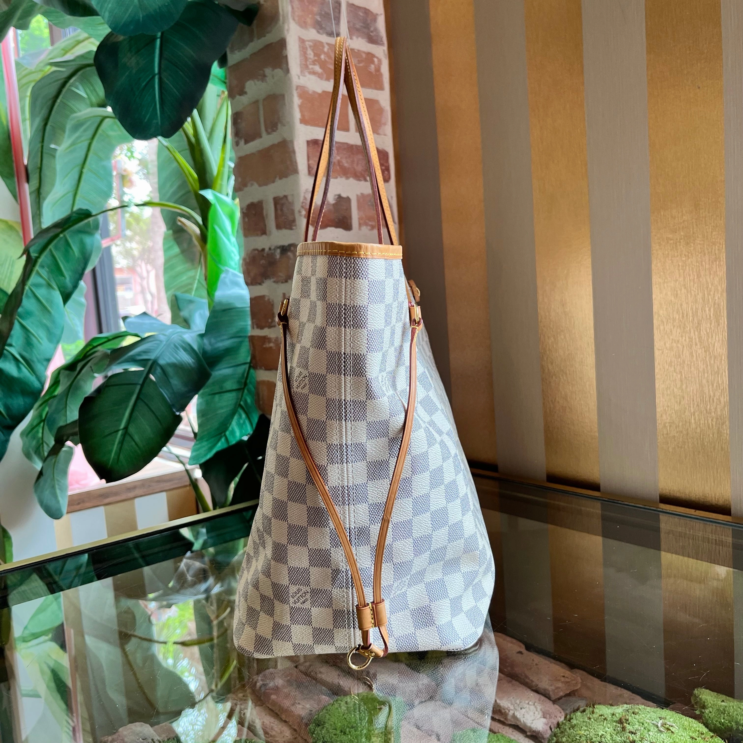 LOUIS VUITTON Neverfull GM White Damier Azur Canvas Tote Bag