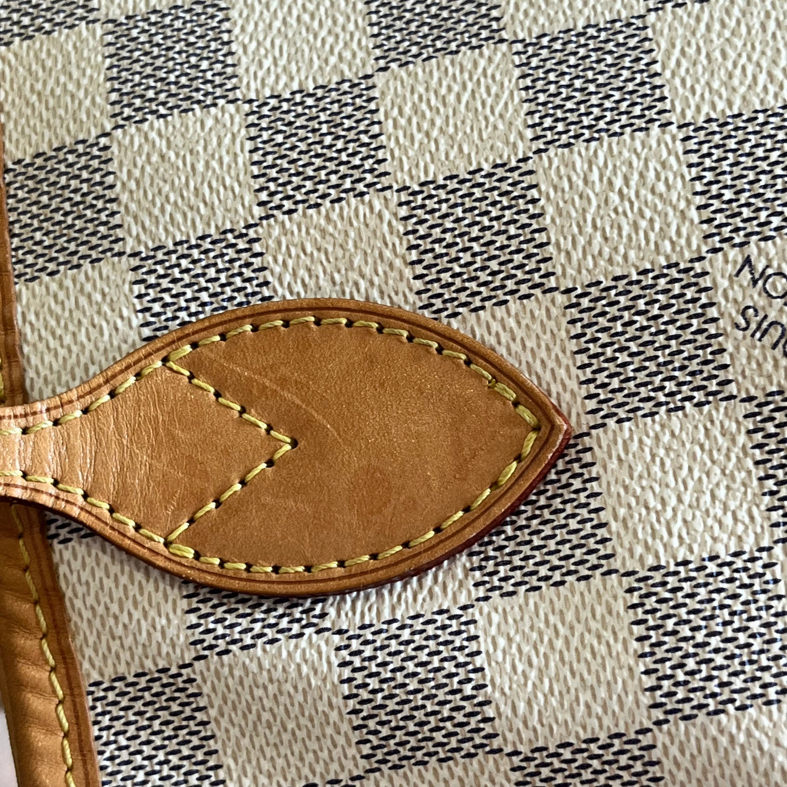 LOUIS VUITTON Neverfull GM White Damier Azur Canvas Tote Bag