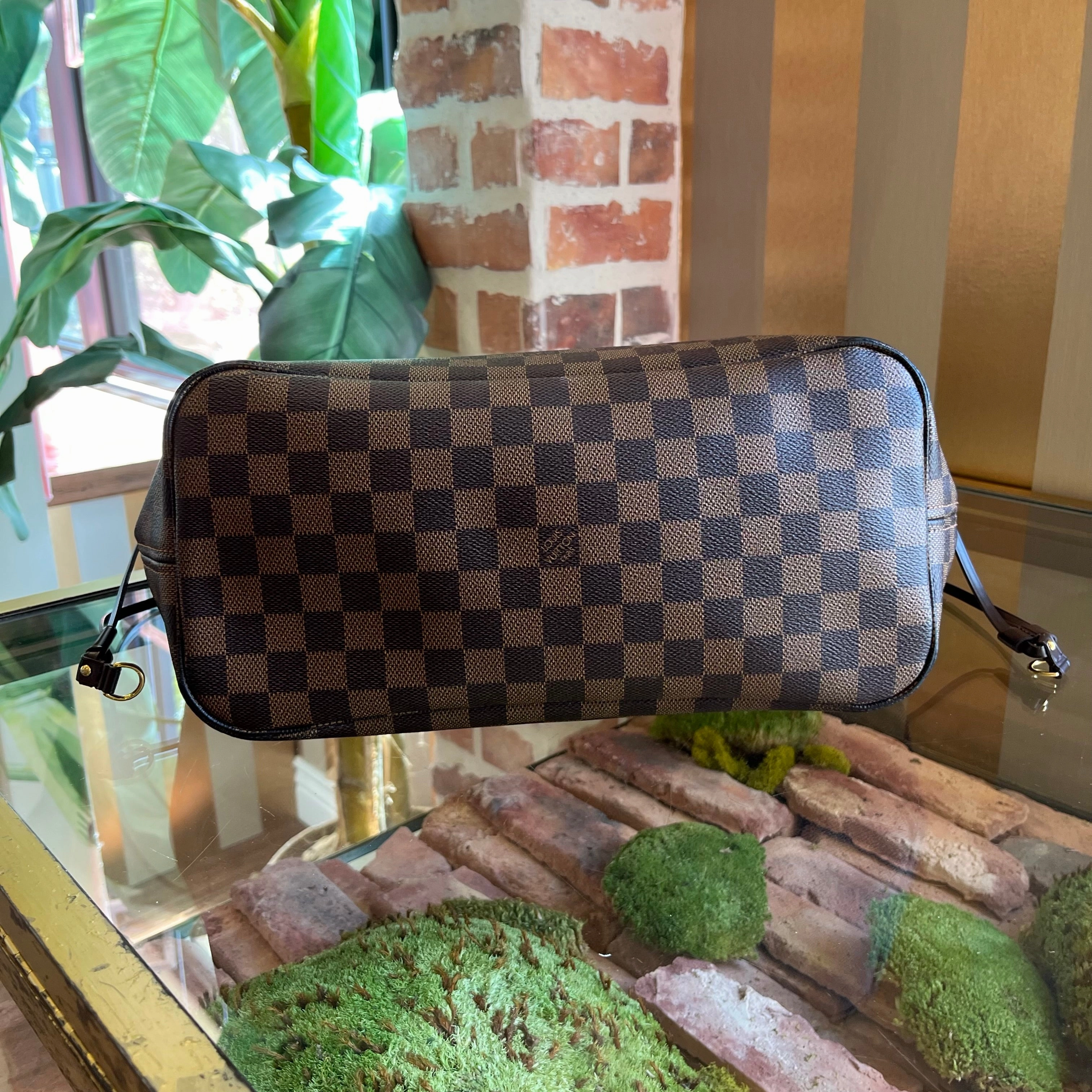 LOUIS VUITTON Neverfull MM Damier Ebene Canvas Tote Bag