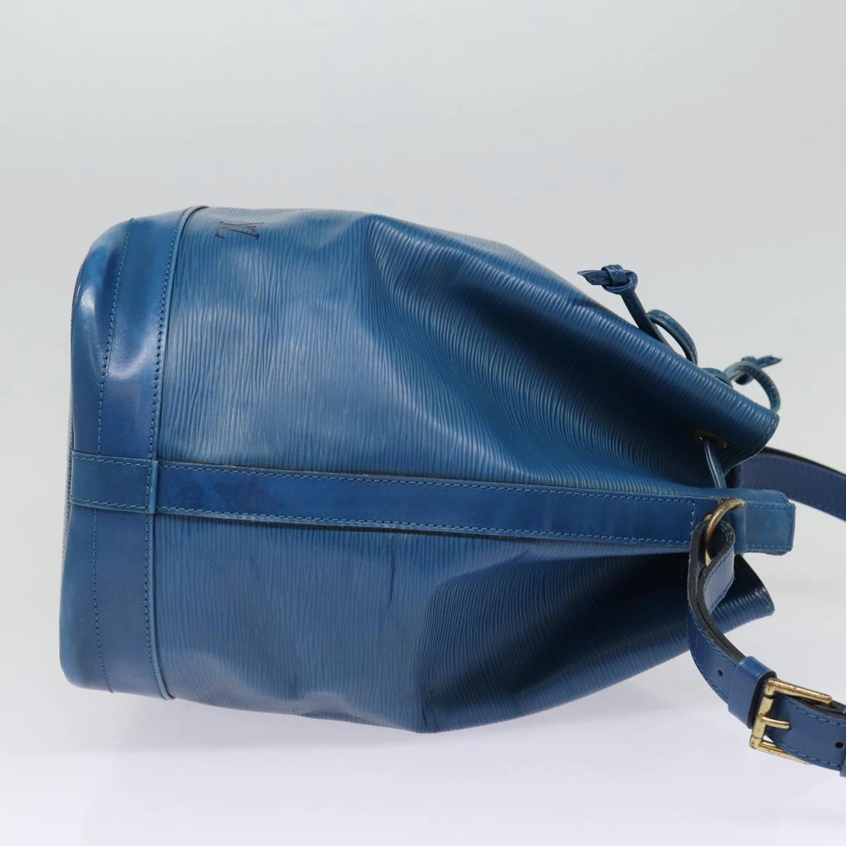 Louis Vuitton No Blue Leather Shoulder Bag