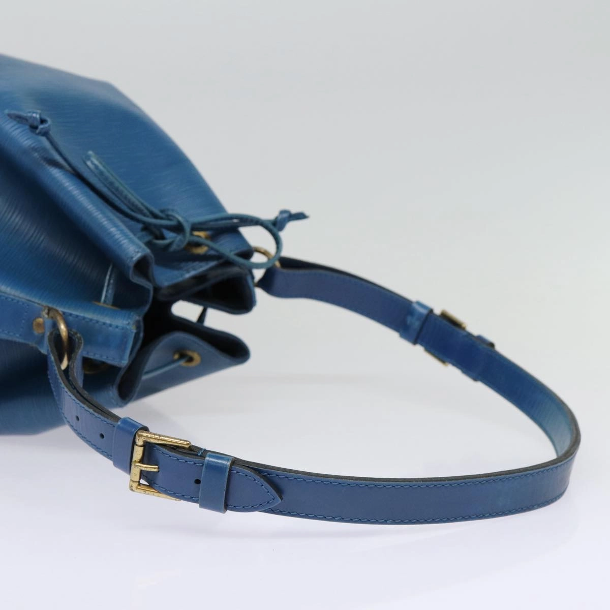 Louis Vuitton No Blue Leather Shoulder Bag