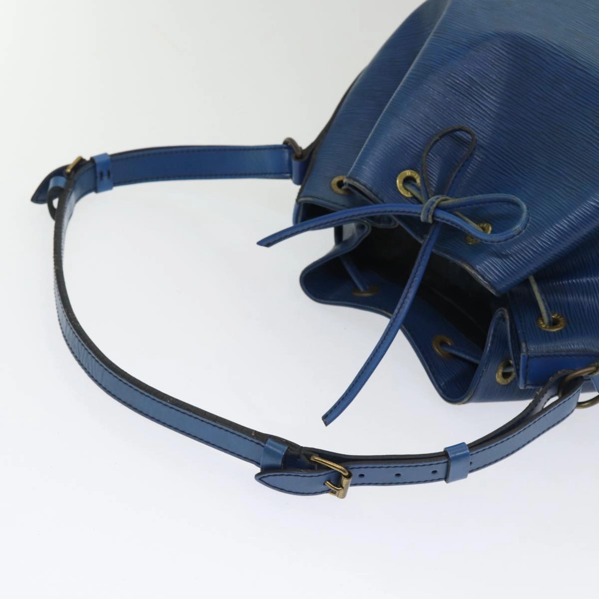 Louis Vuitton No Pm Blue Leather Shoulder Bag
