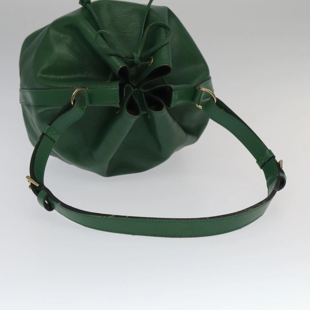 Louis Vuitton No Pm Green Leather Shoulder Bag