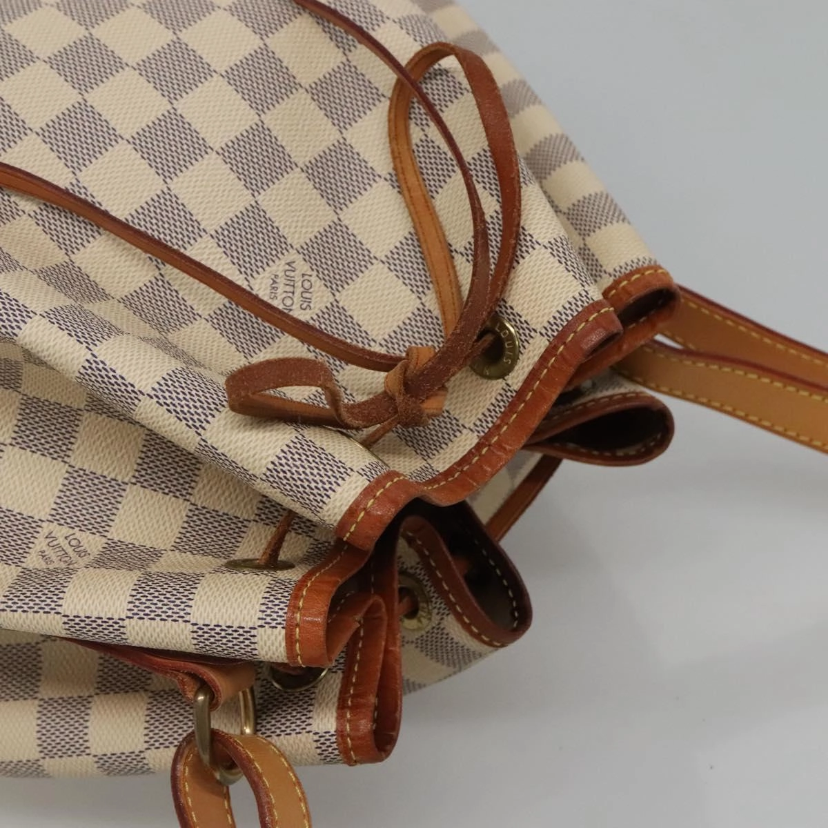 Louis Vuitton No White Canvas Shoulder Bag