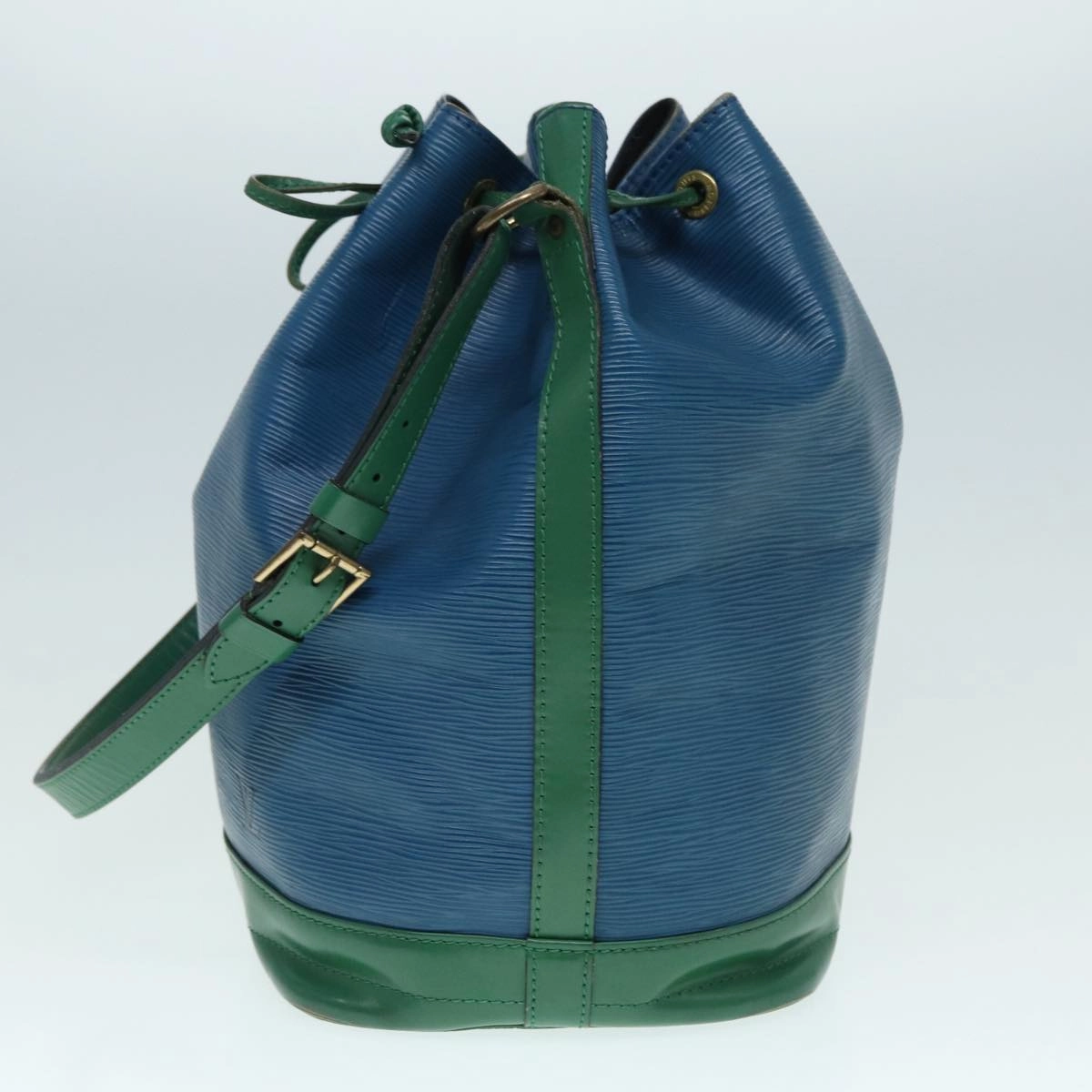 Louis Vuitton Noe Blue Leather Shoulder Bag
