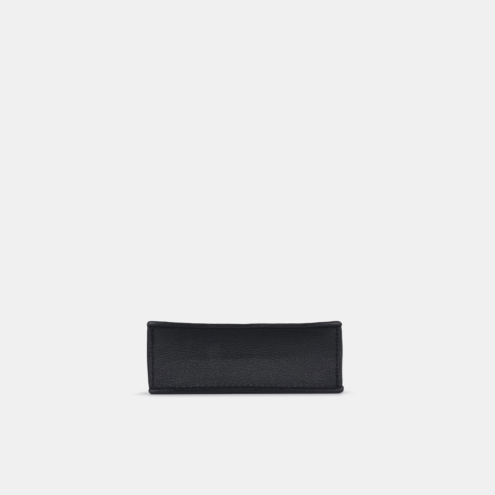 Louis Vuitton Petit Sac Plat