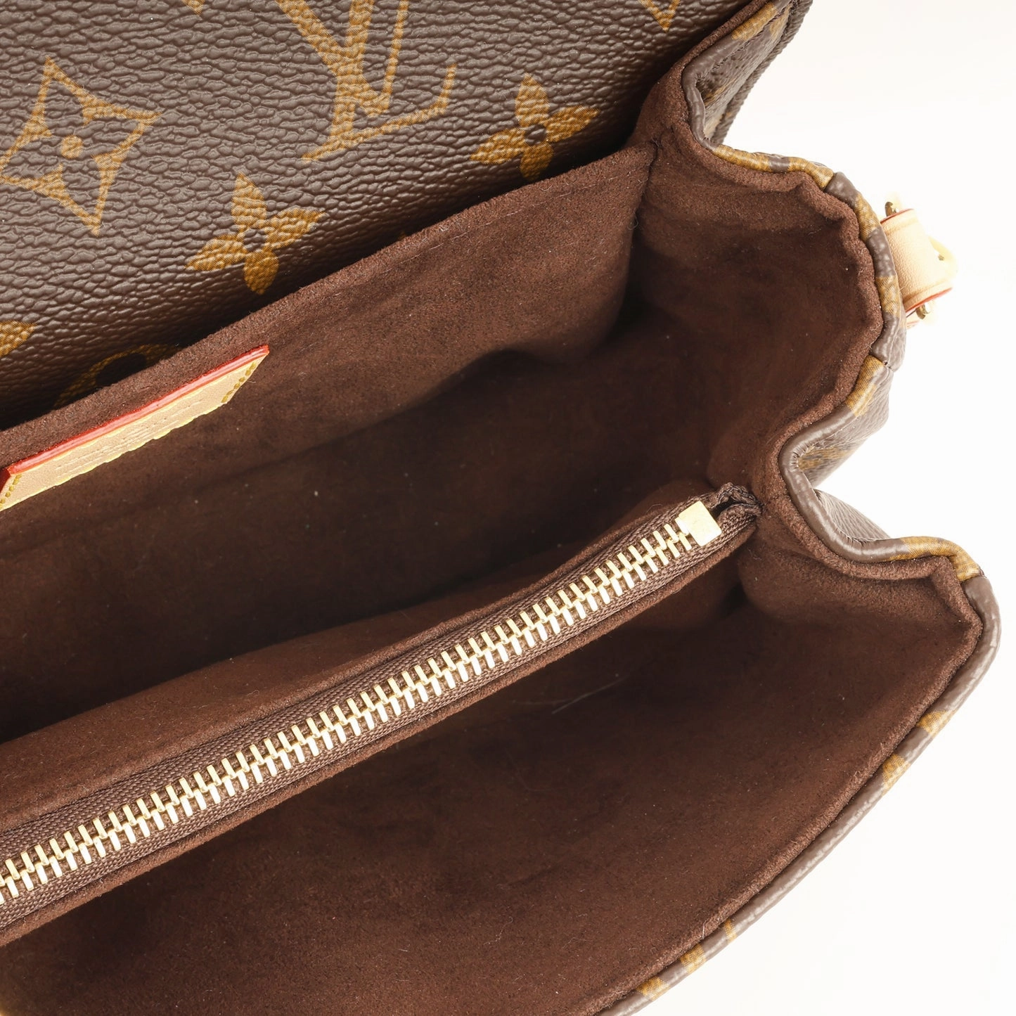 Louis Vuitton Pochette Metis East / West Monogram Canvas GHW
