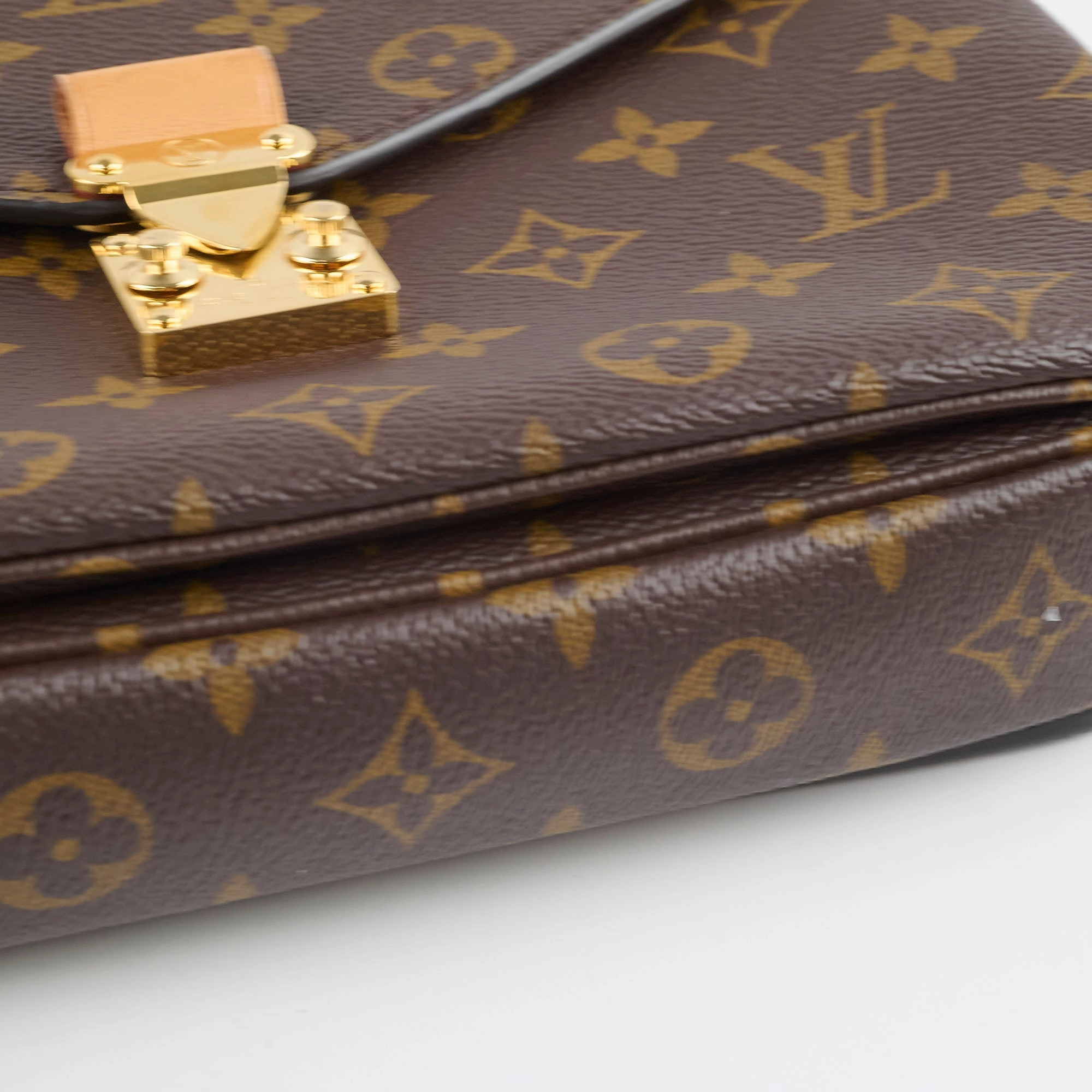 Louis Vuitton Pochette Metis Monogram