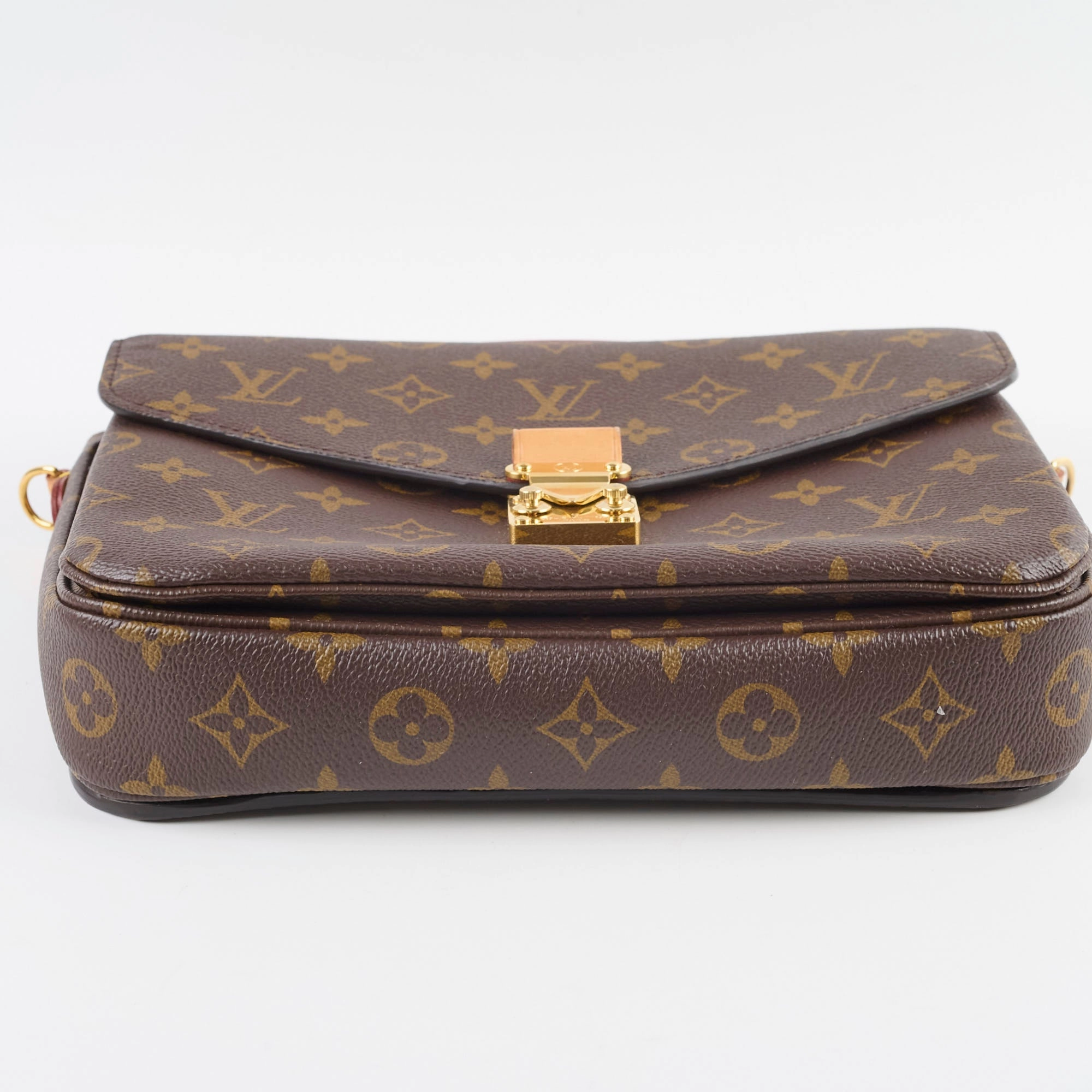 Louis Vuitton Pochette Metis Monogram
