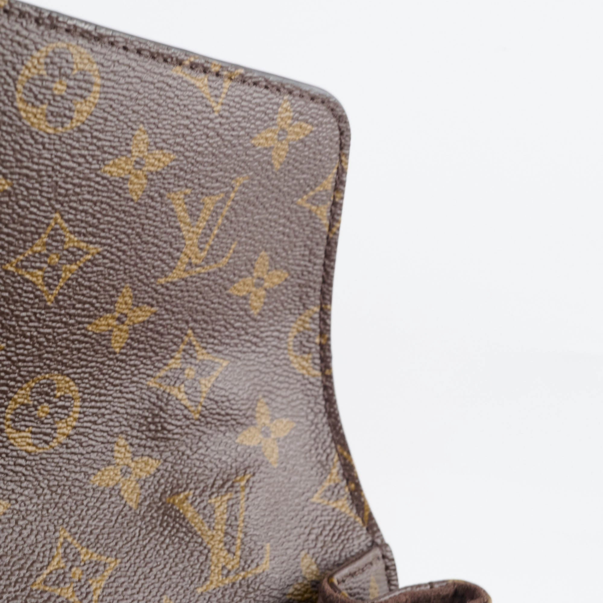 Louis Vuitton Pochette Metis Monogram