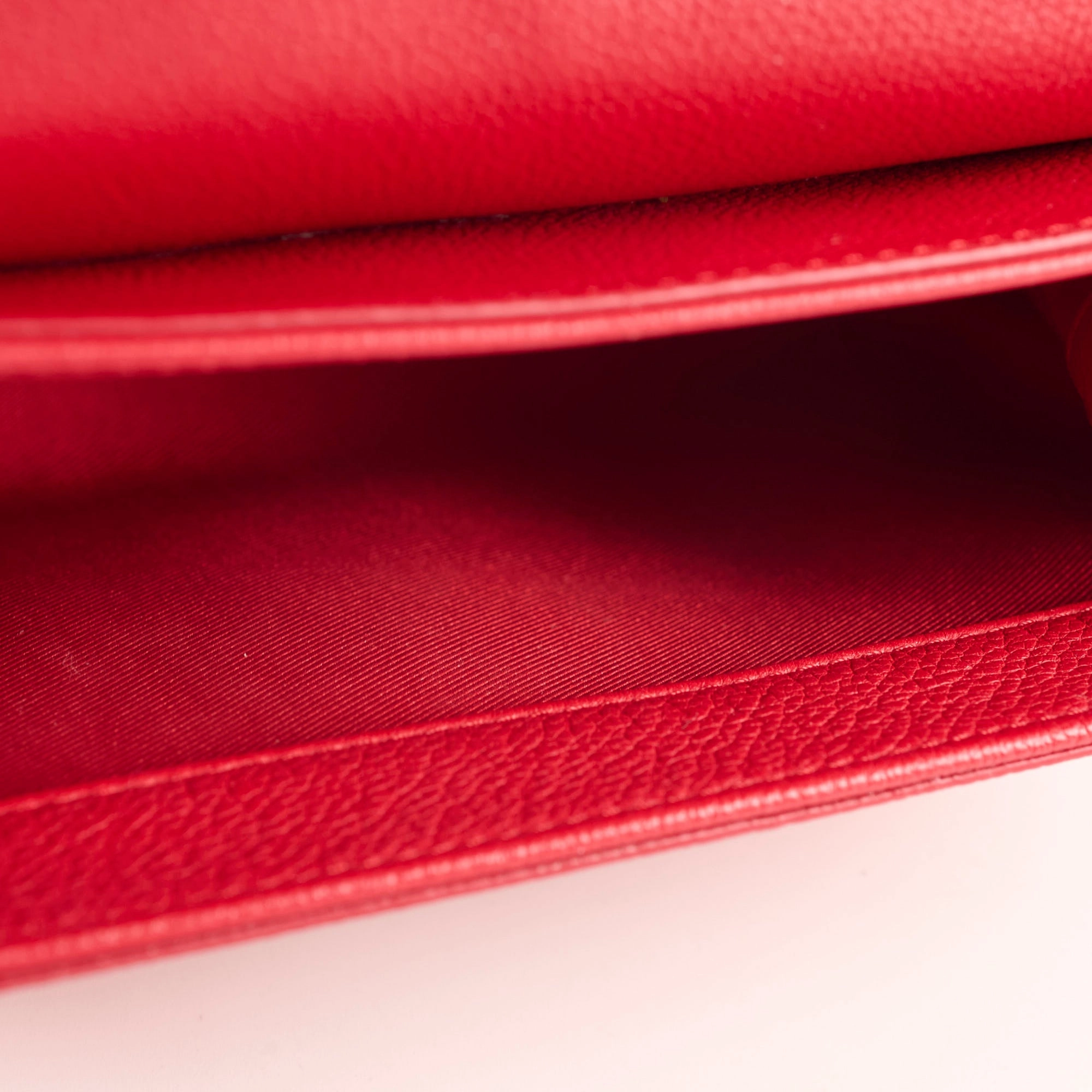 Louis Vuitton Red Lockme II BB