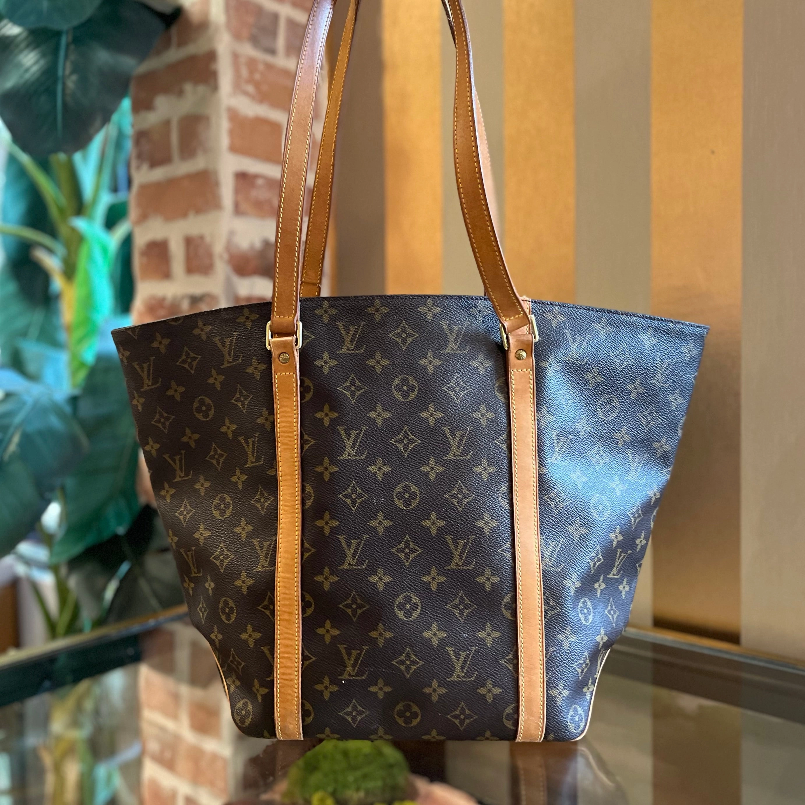 LOUIS VUITTON Sac Shopping Monogram Canvas Vintage Tote