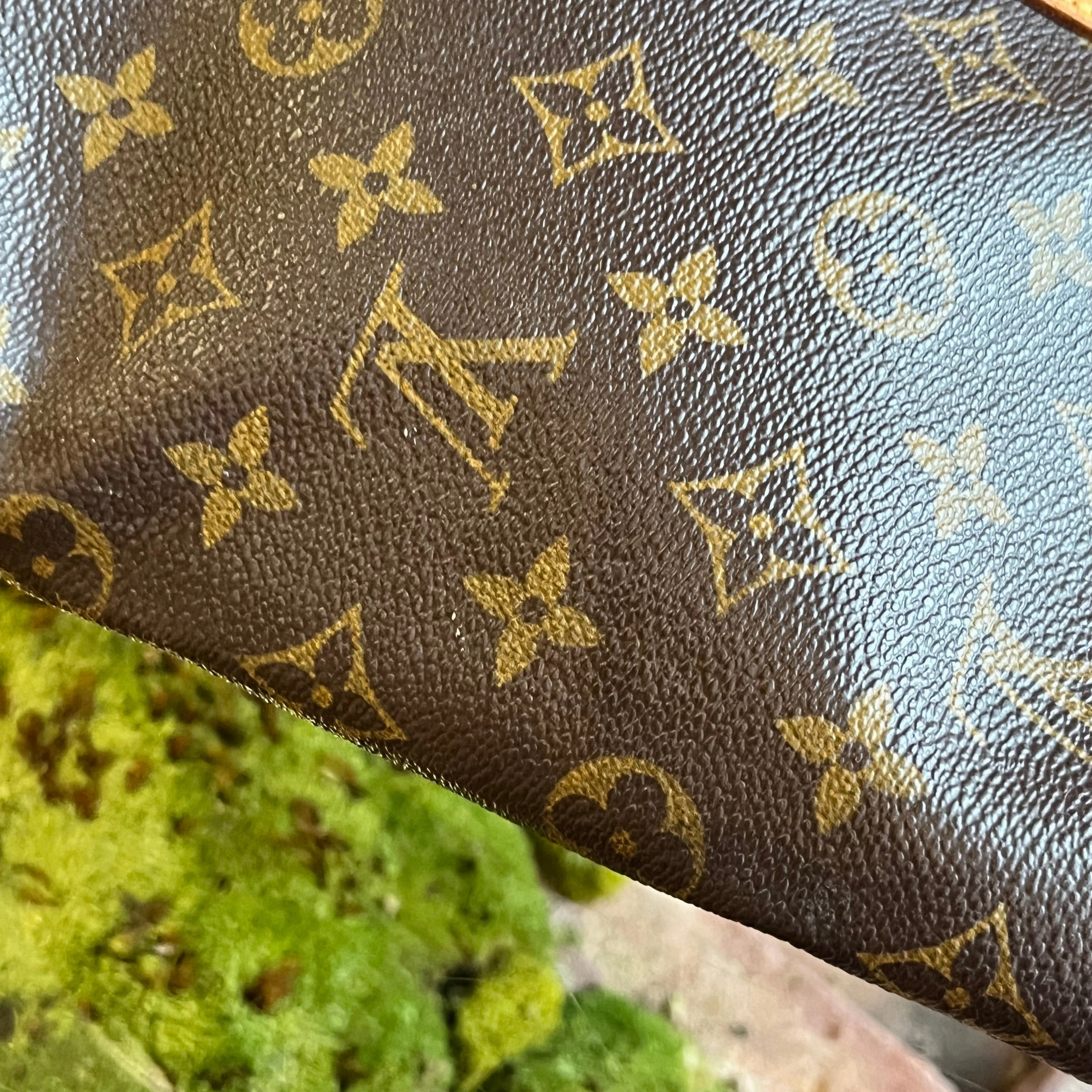LOUIS VUITTON Sac Shopping Monogram Canvas Vintage Tote