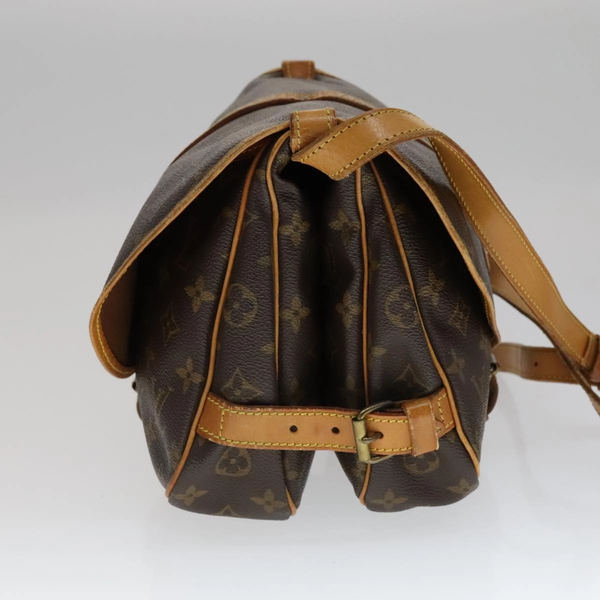 Louis Vuitton Saumur 30 Brown Canvas Shoulder Bag