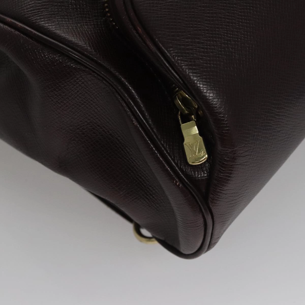 LOUIS VUITTON Taiga Cashier Backpack Acajou M30176 LV 107486