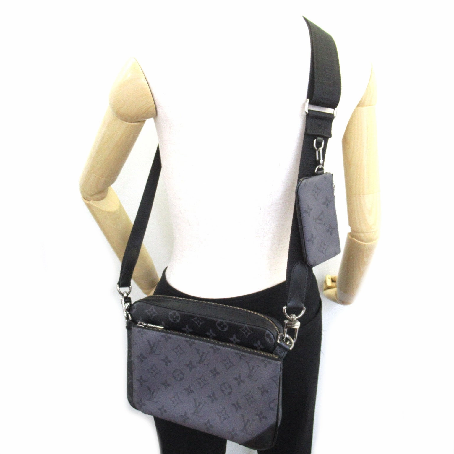 Louis Vuitton Trio Messengers Shoulder Bag PVC ted Canvas Monogram Exclusively   Black M69443