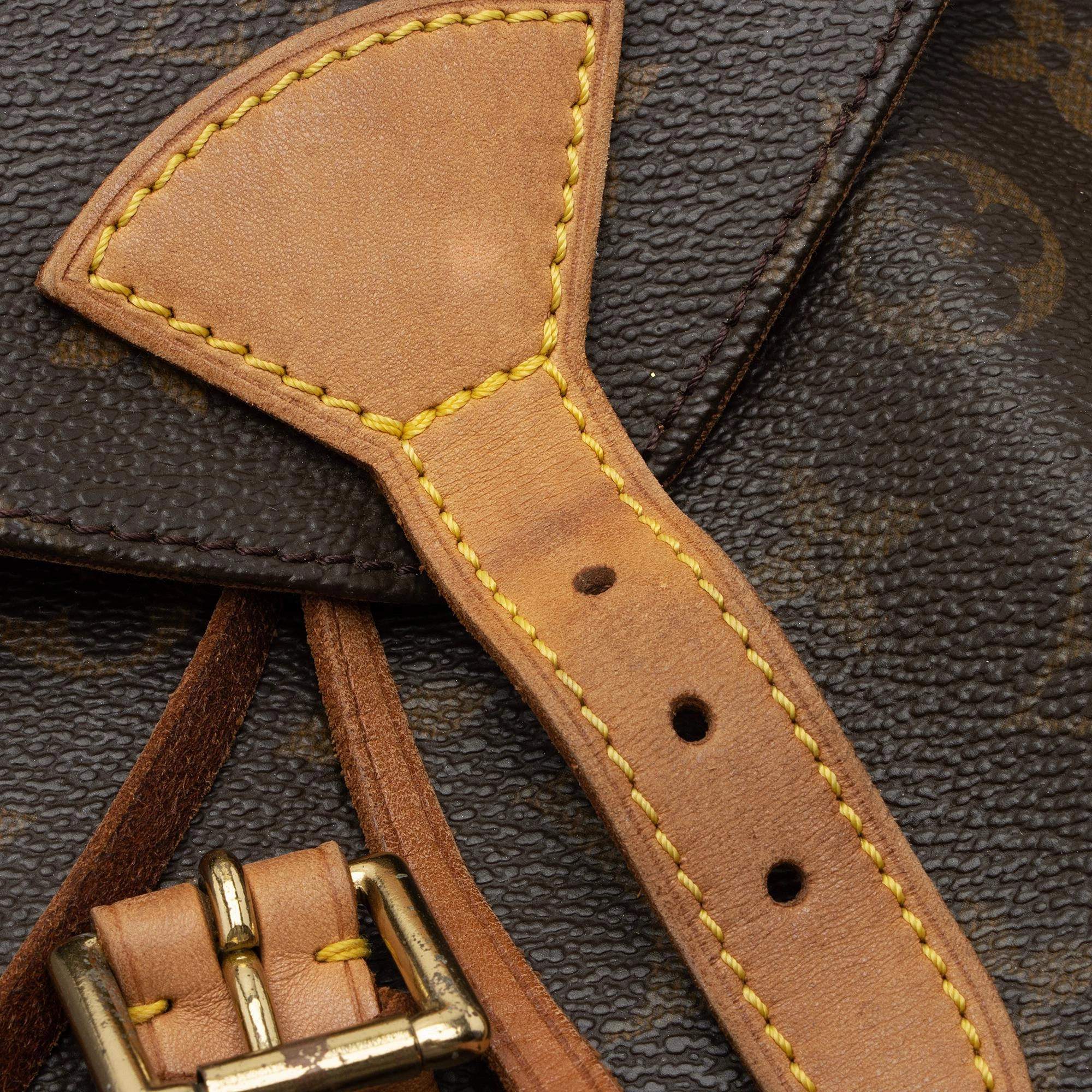 Louis Vuitton Vintage Monogram Canvas Montsouris MM Backpack (SHF-KhKN2W)