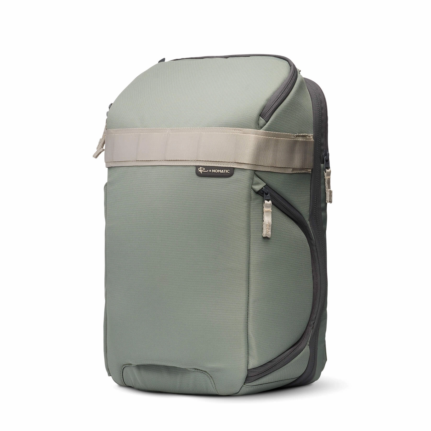 Luma Camera Pack 18L