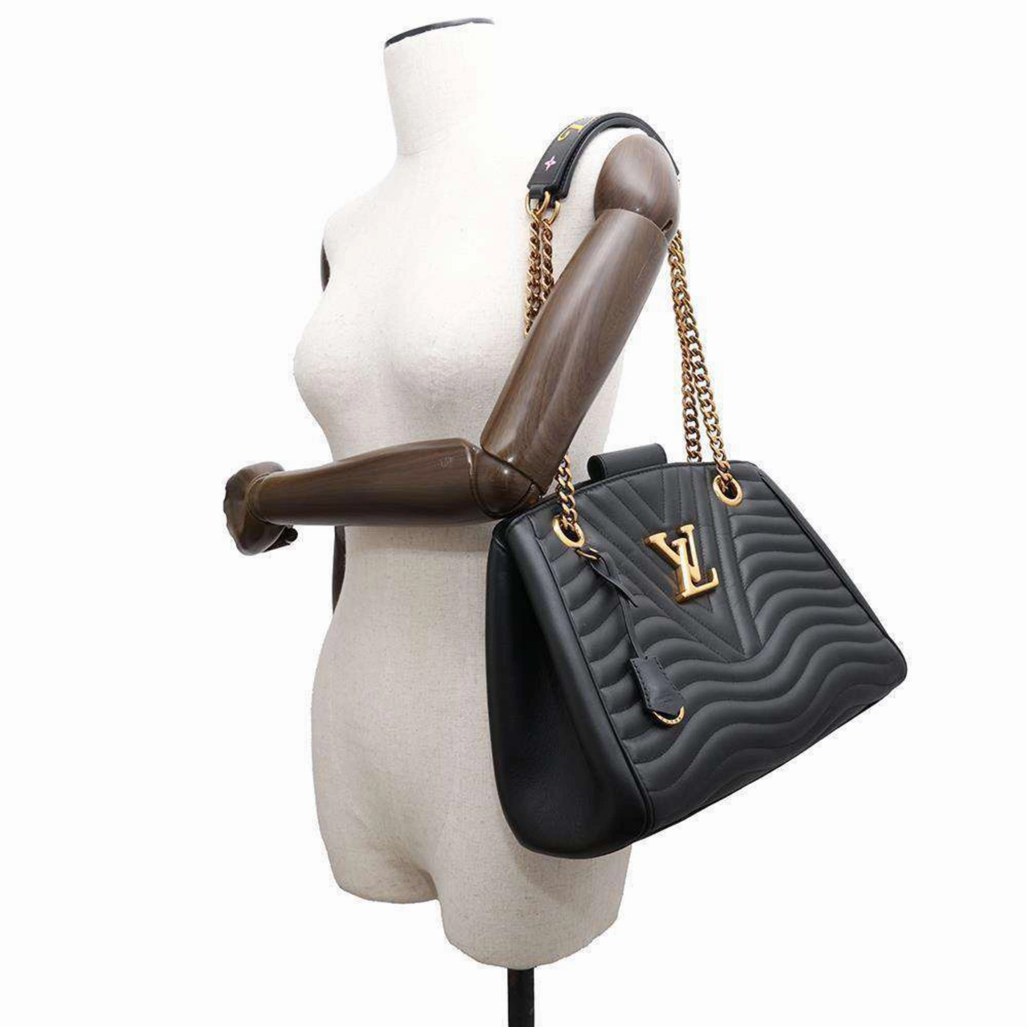 LV Pont 9 Quilted Shoulder Bag