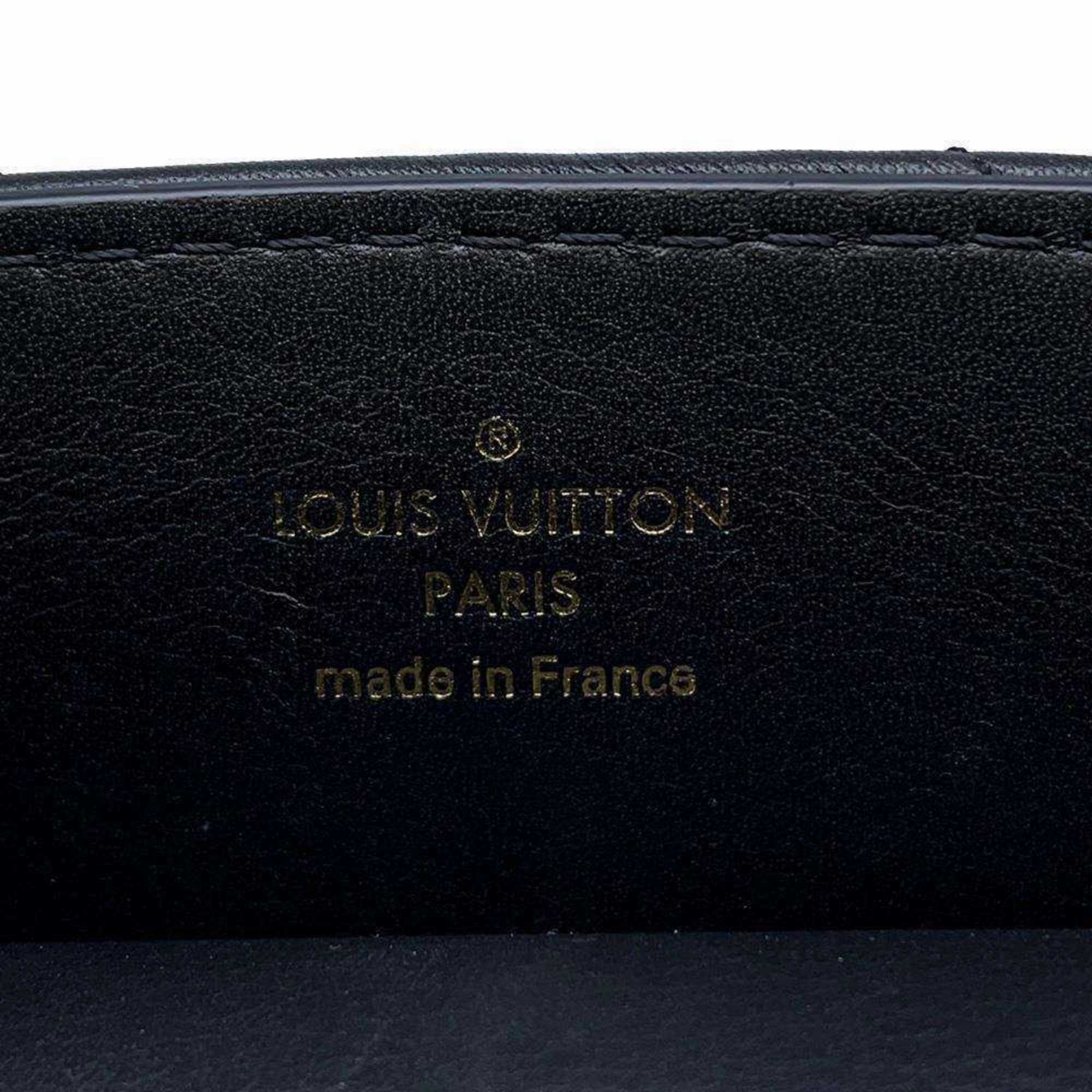 LV Pont 9 Quilted Shoulder Bag