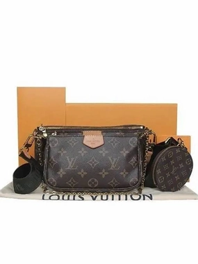 M44813 Crossbody Bag