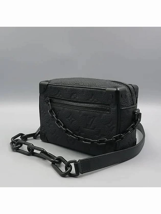 M55702 Crossbody Bag