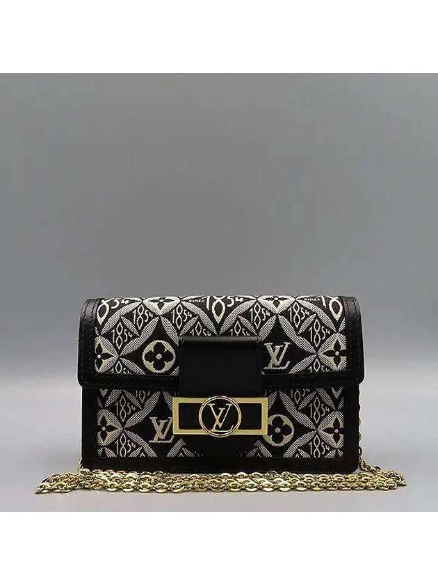 M69992 Crossbody Bag