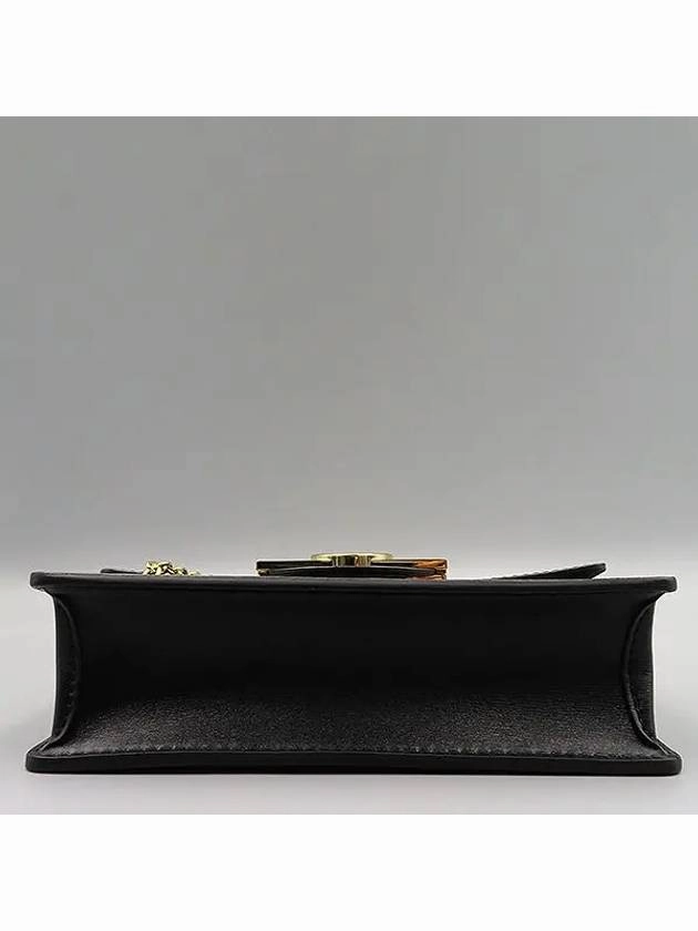 M69992 Crossbody Bag